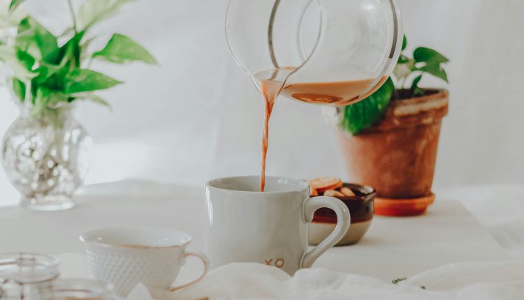 Infusión de pepino, limón, jengibre y menta para adelgazar