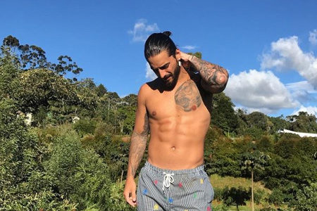 Maluma baby llega a aeropuerto de España con Gucci de 17 mil pesos