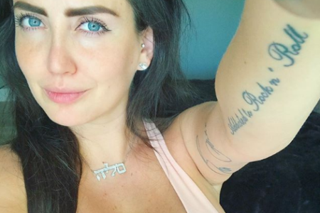 Celia Lora se desnuda en Instagram