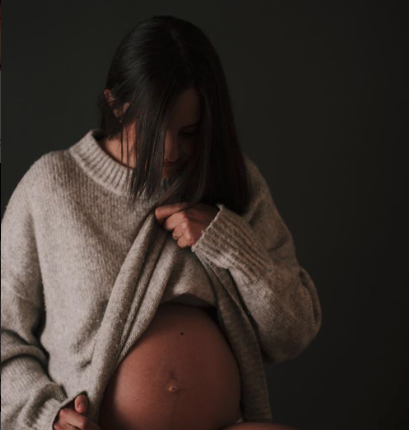 madre e hija embarazadas del mismo hombre salía con ambas sin saber que era su suegra