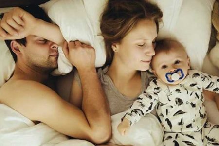 ¿Dormir con mi bebé es bueno o perjudicial?