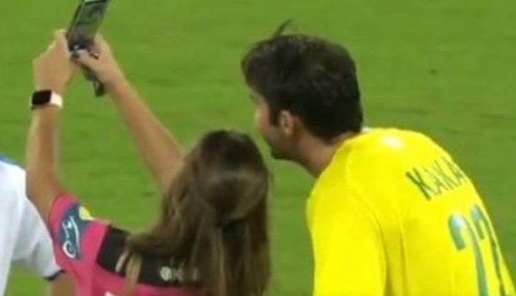 arbitra selfie kaka