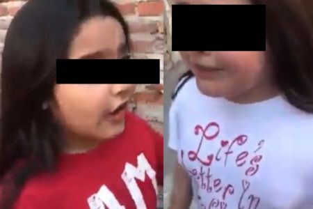 Niñas ponen a prueba su amistad en una pelea de rap. Video
